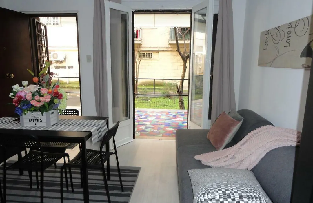 Tyche House Roma-1